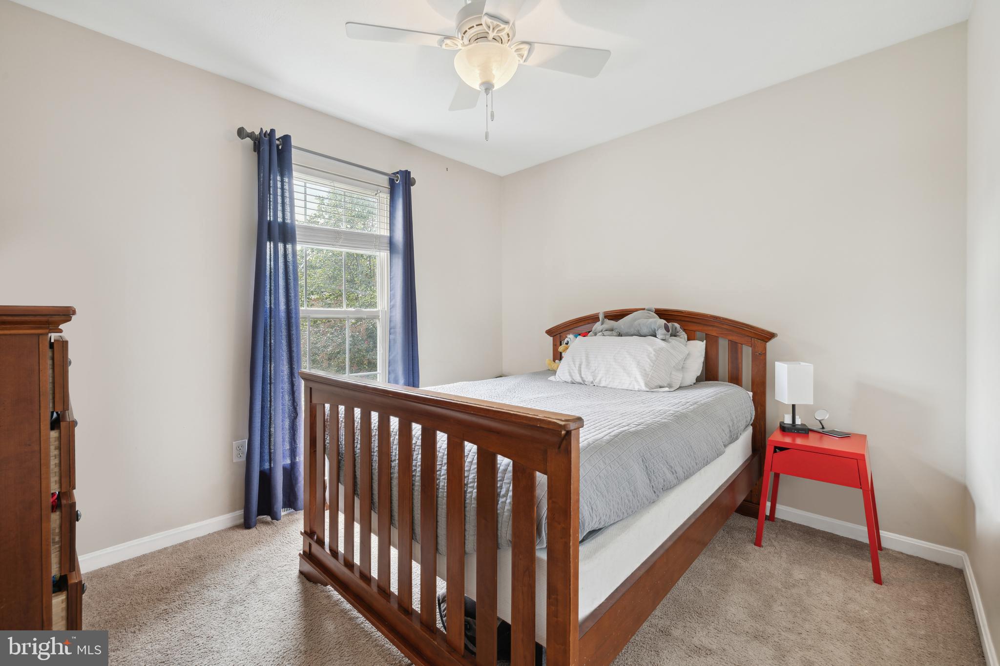5563 SPONSELLER COURT