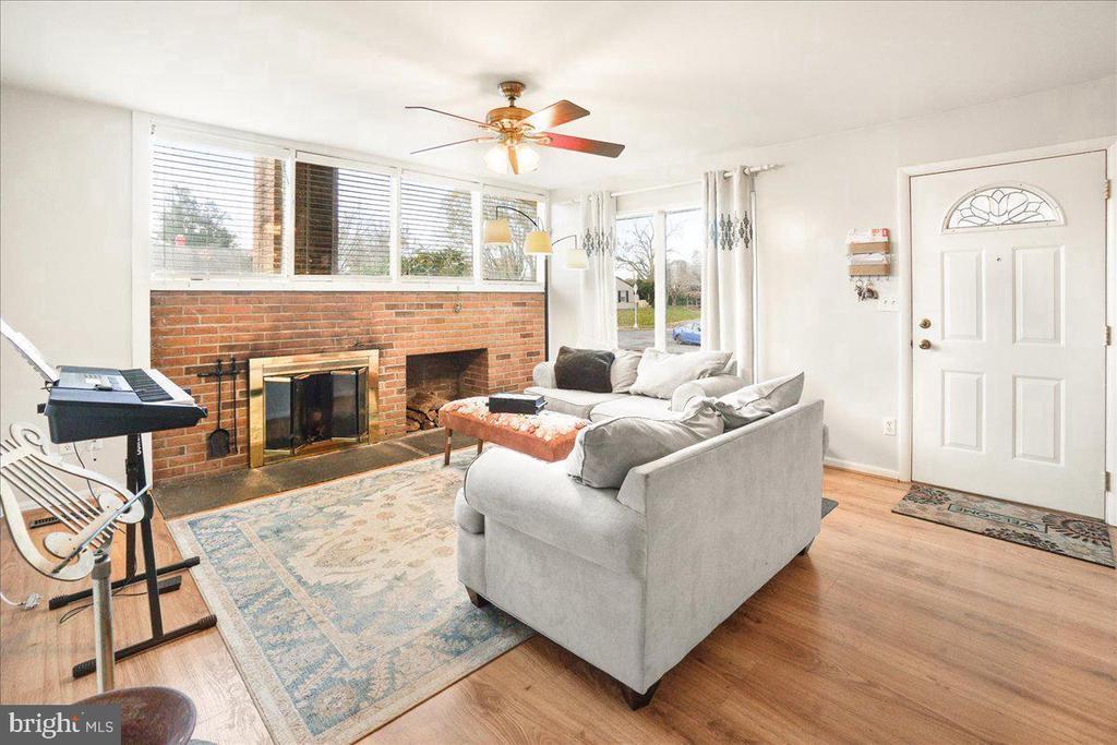 456 CARROLLTON DRIVE