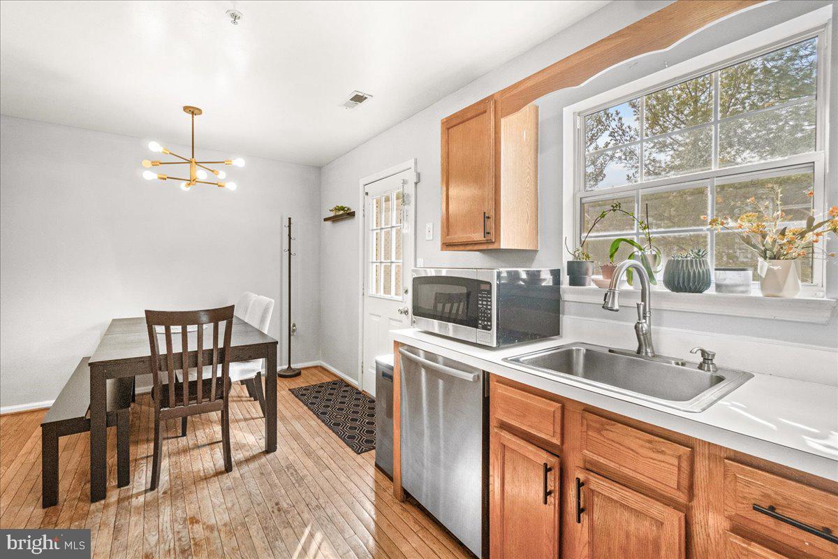 1324 HAMPSHIRE DRIVE 7B