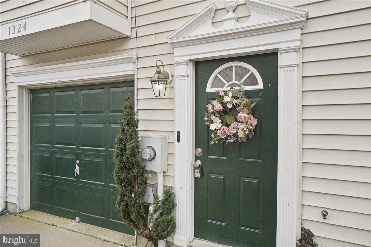 1324 HAMPSHIRE DRIVE 7B