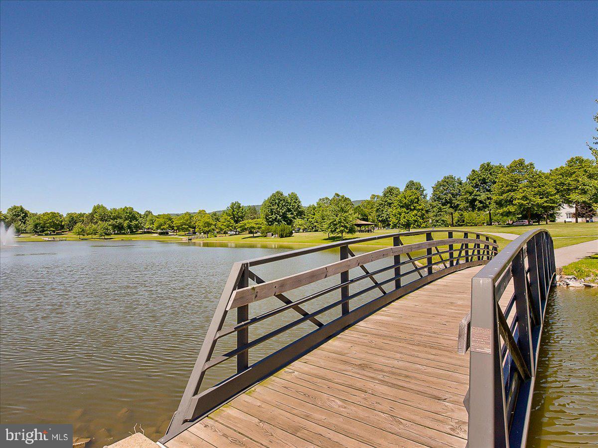 2404 ELLSWORTH WAY 3C