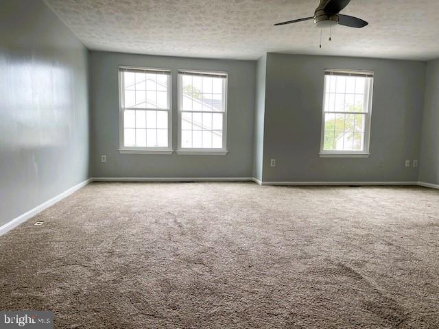 572 CASCADE WAY