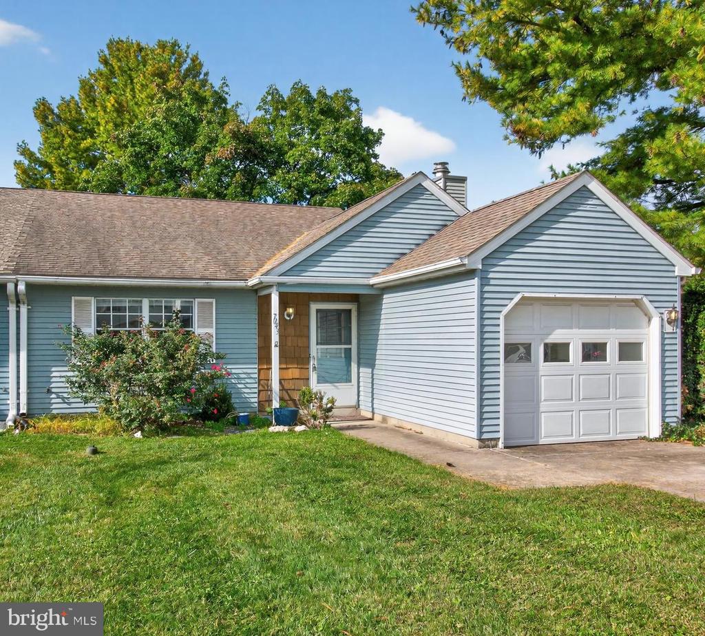 7043 BASSWOOD ROAD