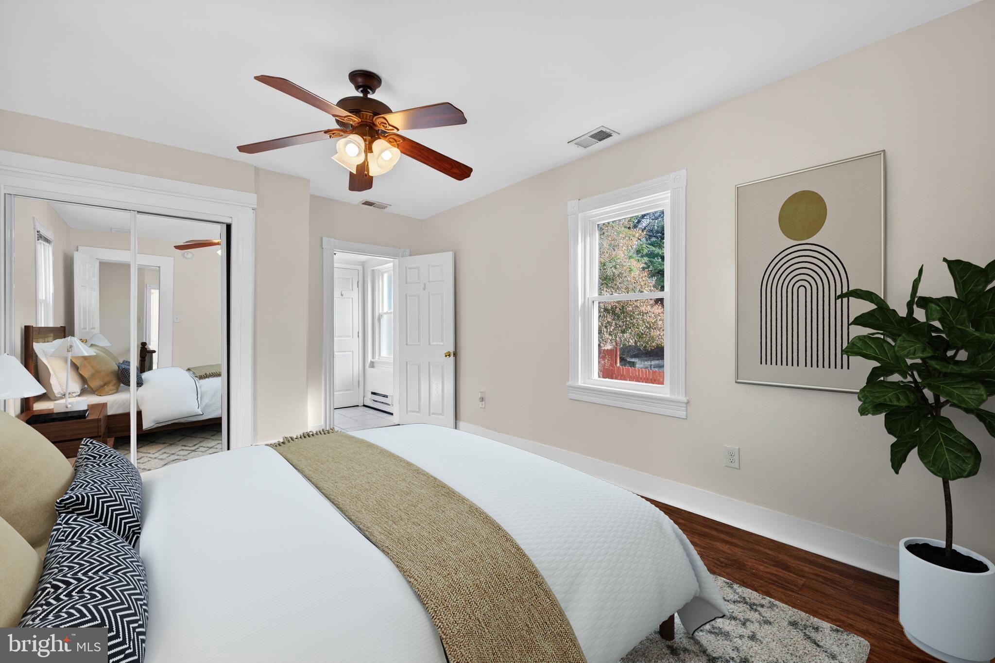 709 E POTOMAC STREET