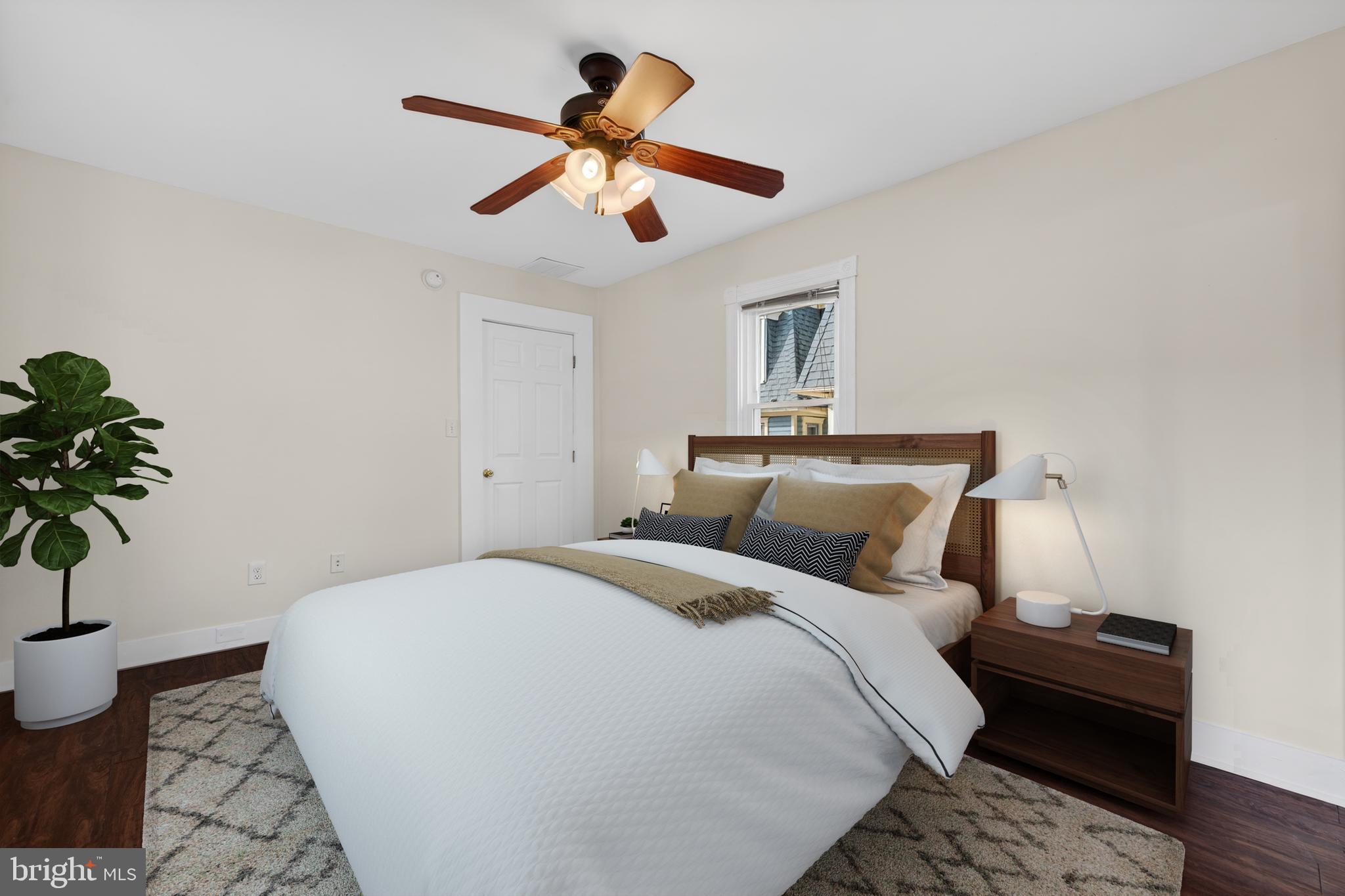 709 E POTOMAC STREET