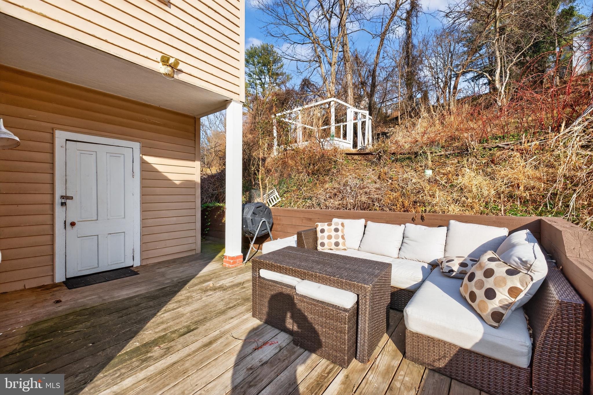 709 E POTOMAC STREET