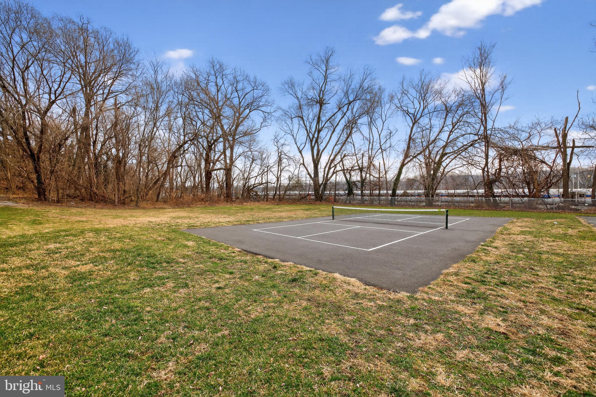 709 E POTOMAC STREET