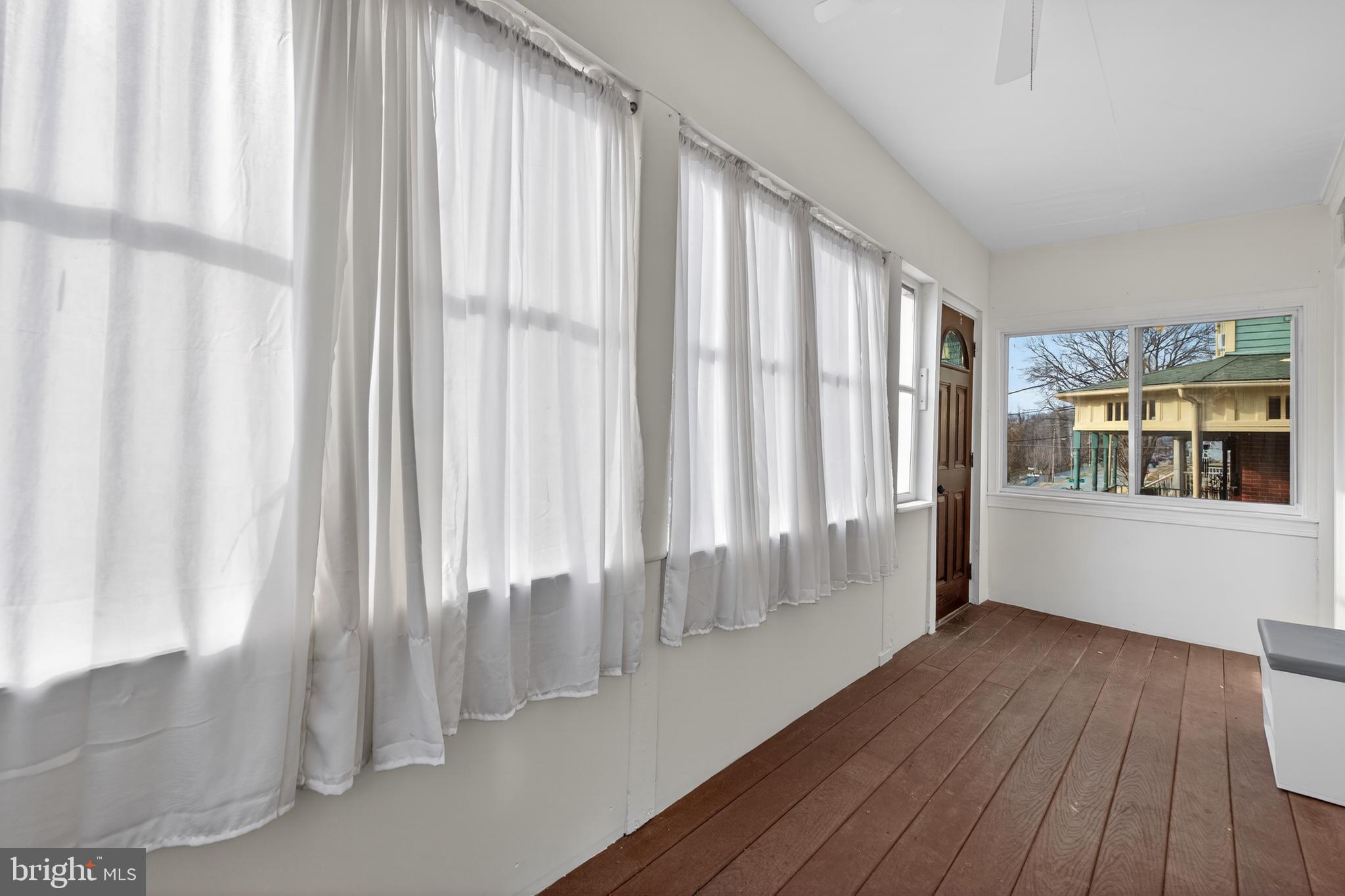 709 E POTOMAC STREET