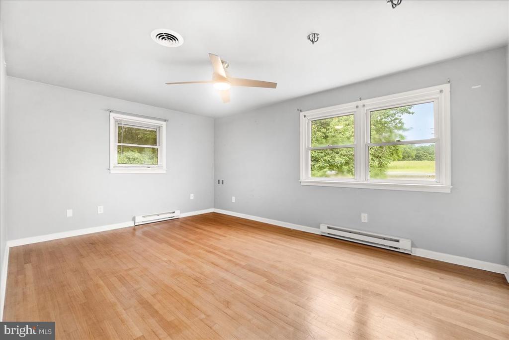 538 JEFFERSON PIKE