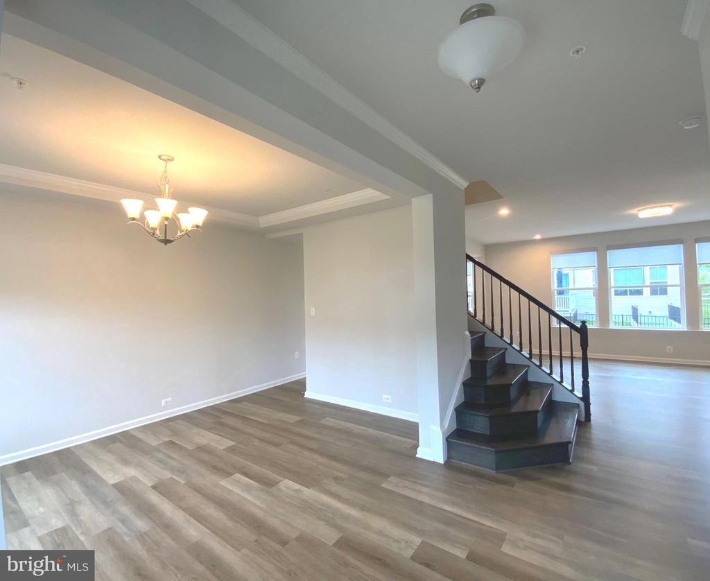 5763 HAWK RIDGE ROAD