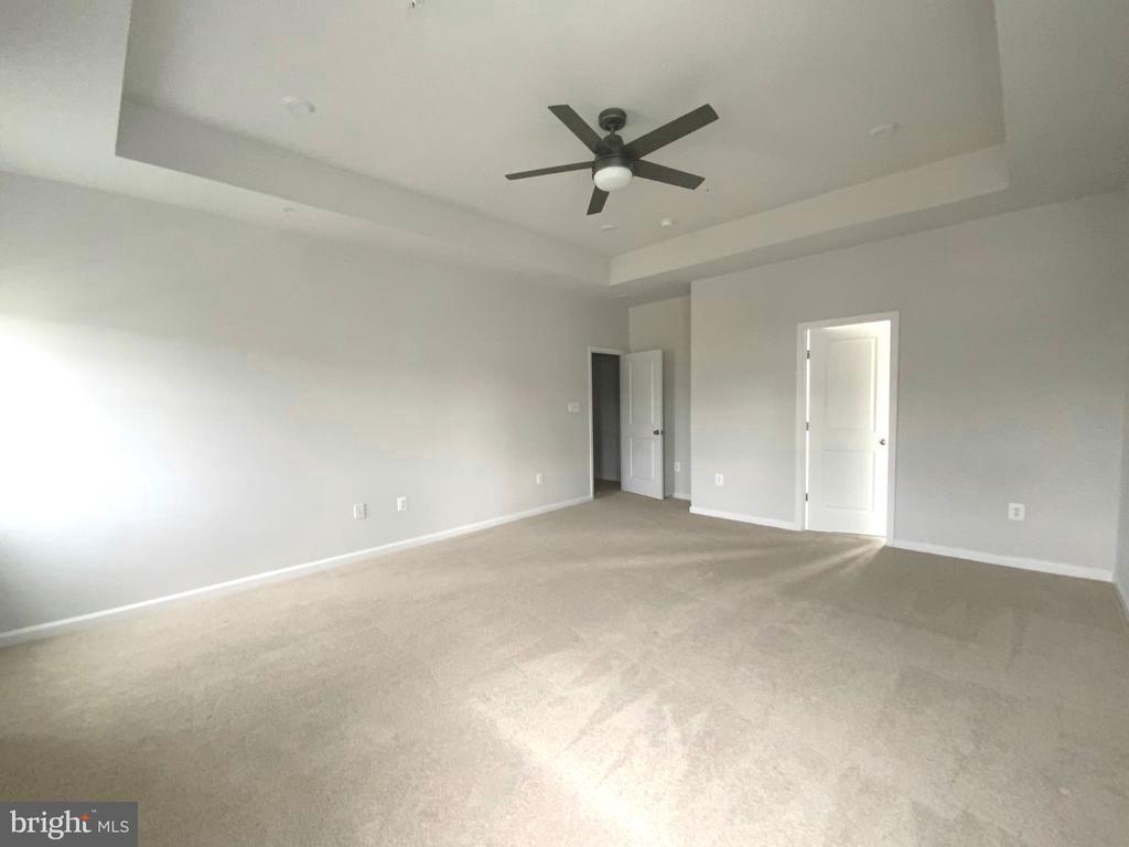 5763 HAWK RIDGE ROAD