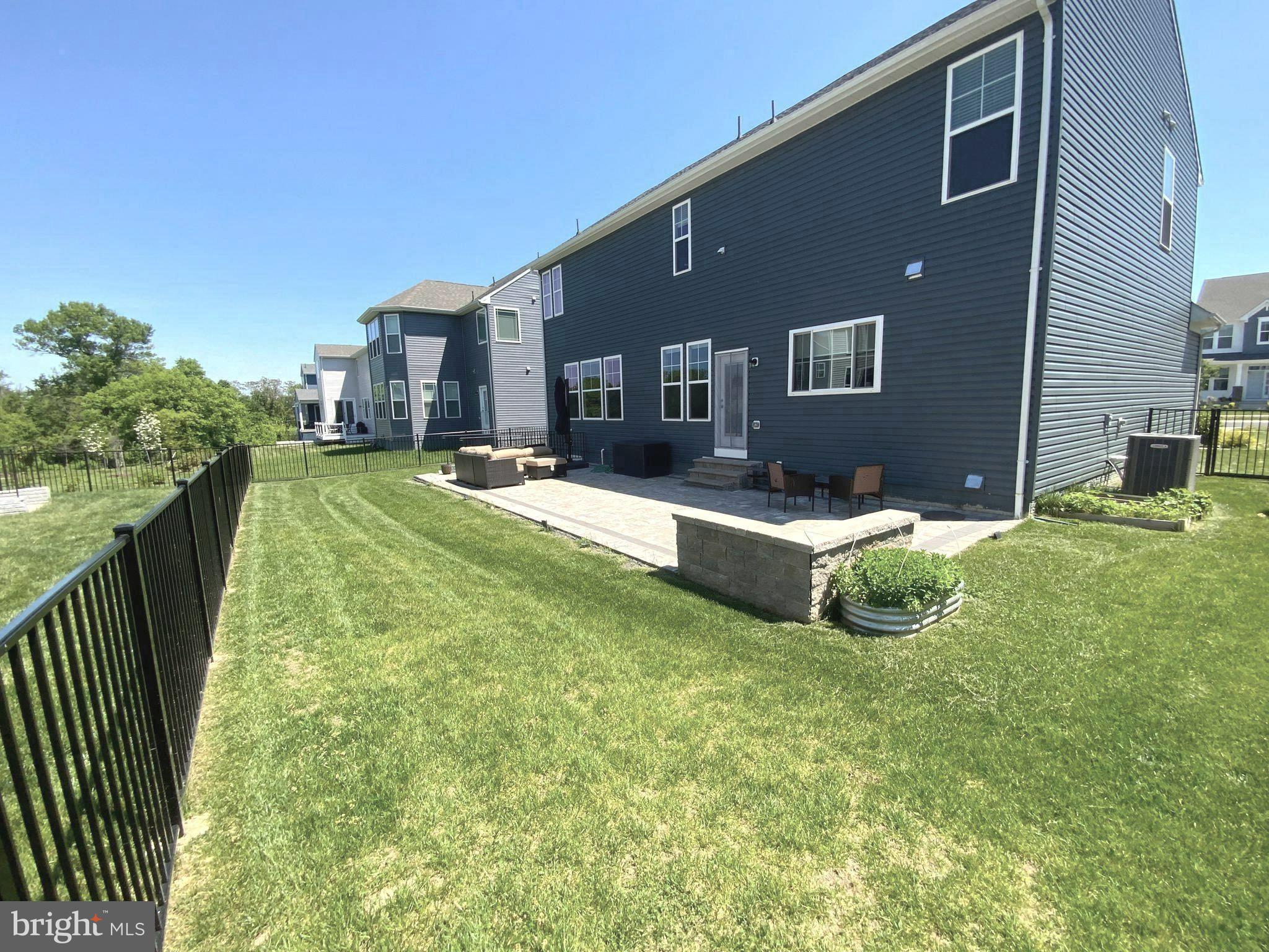 5763 HAWK RIDGE ROAD