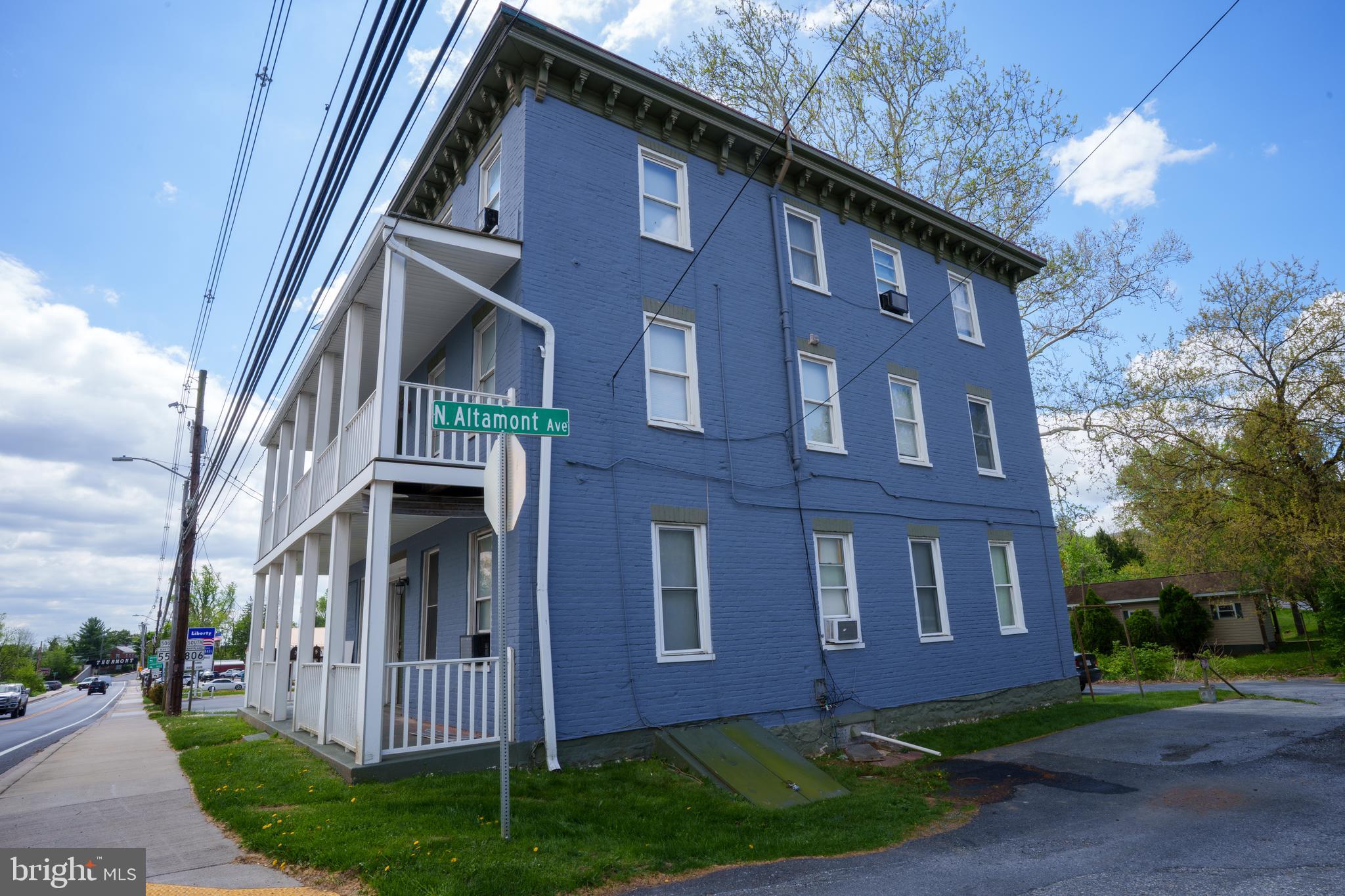 229-231 N CHURCH STREET