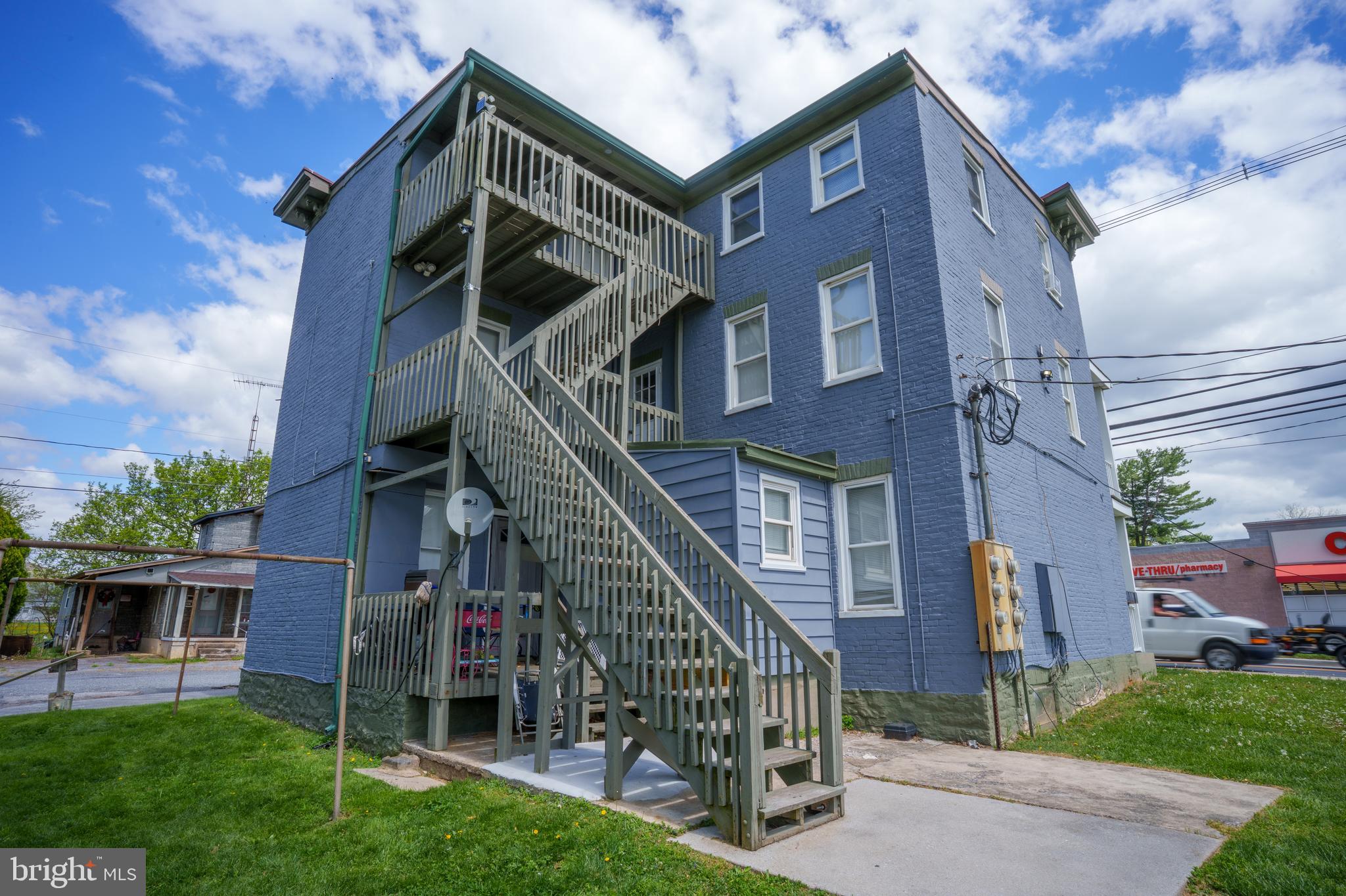 229-231 N CHURCH STREET
