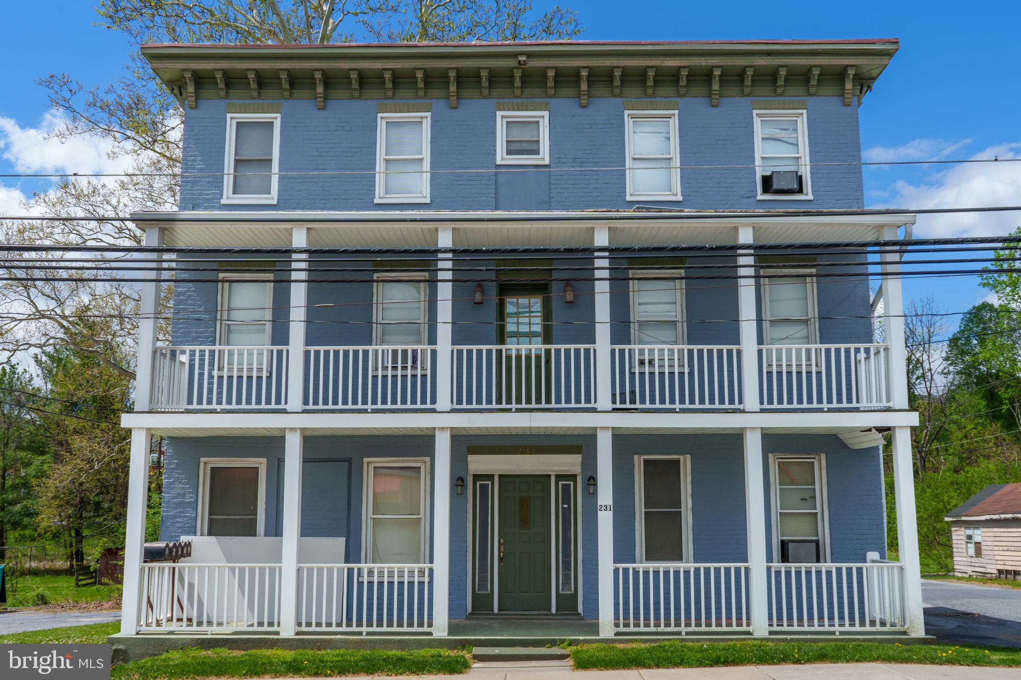 229-231 N CHURCH STREET