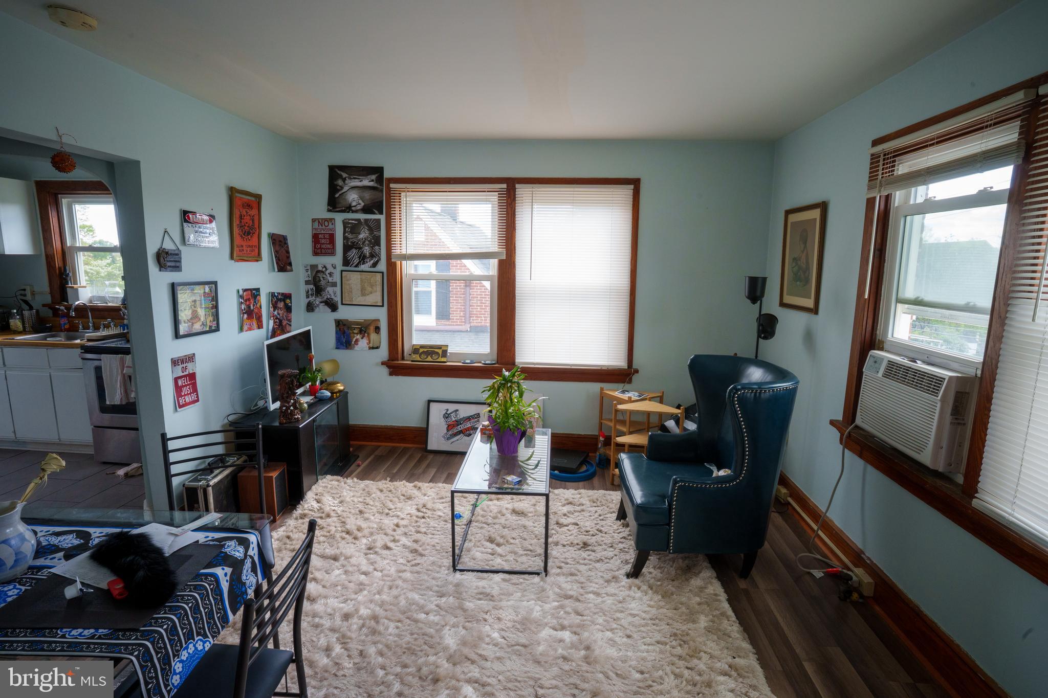 24 HAMILTON AVENUE