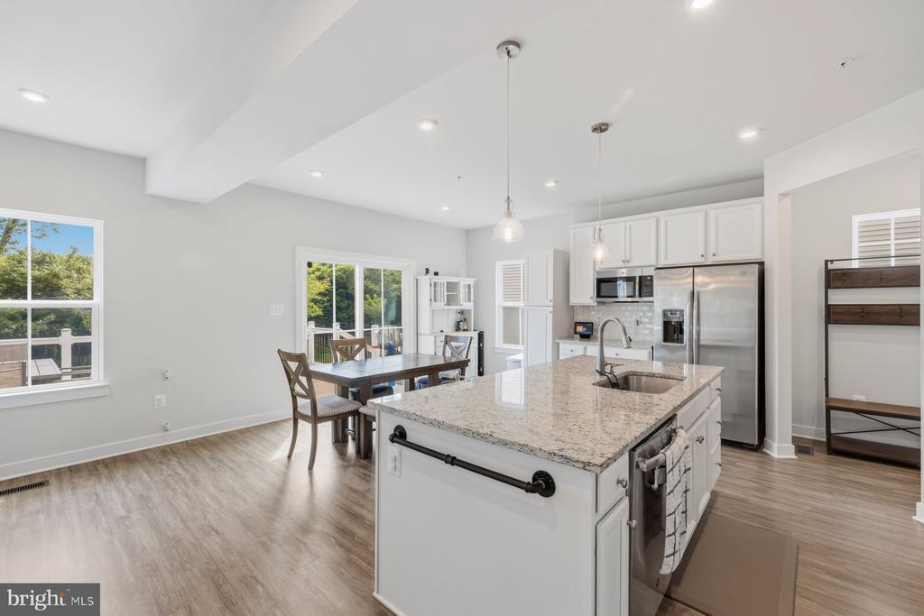 3721 BOYINGTON DRIVE