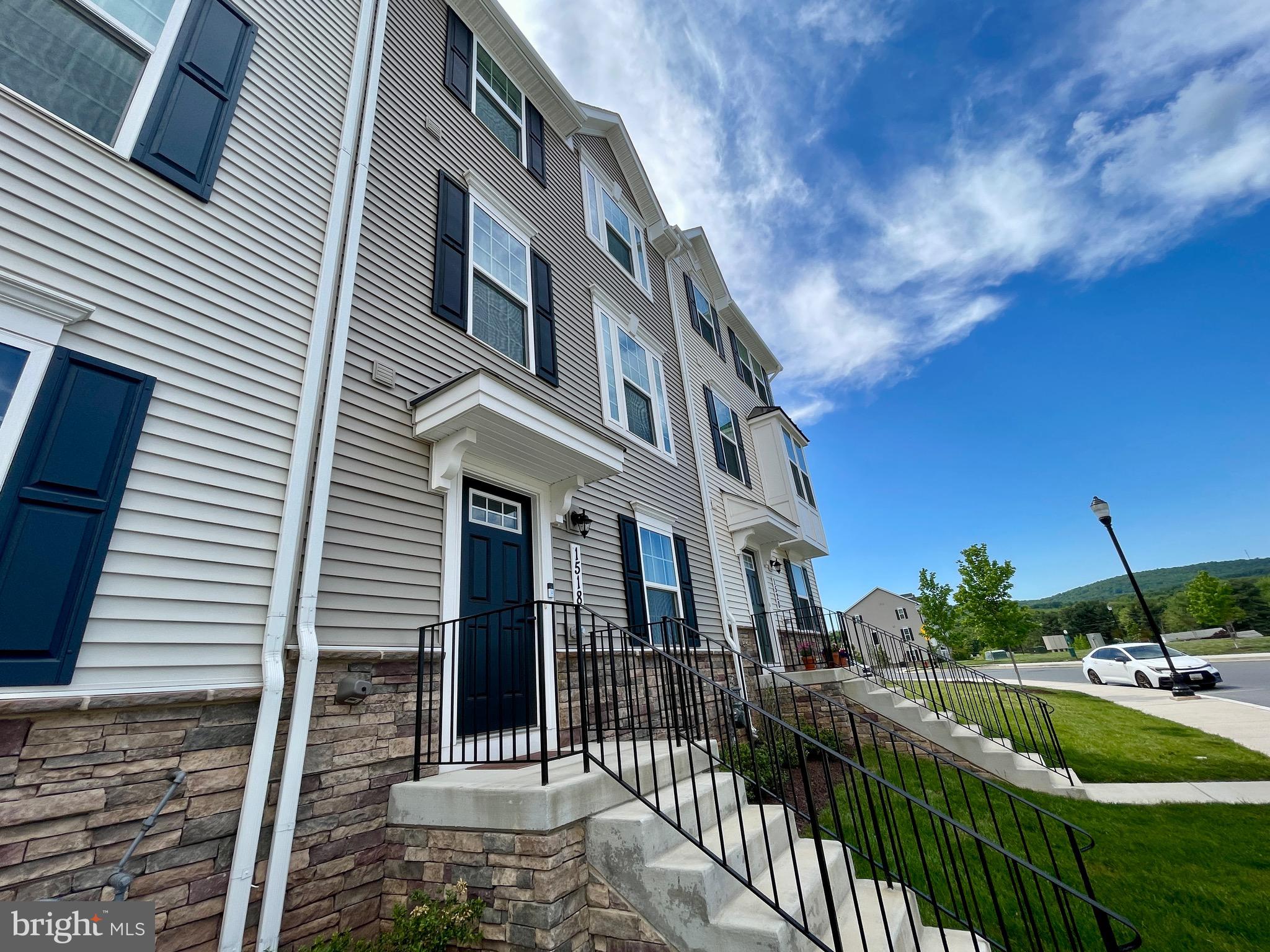 1518 WILMER PARK LANE