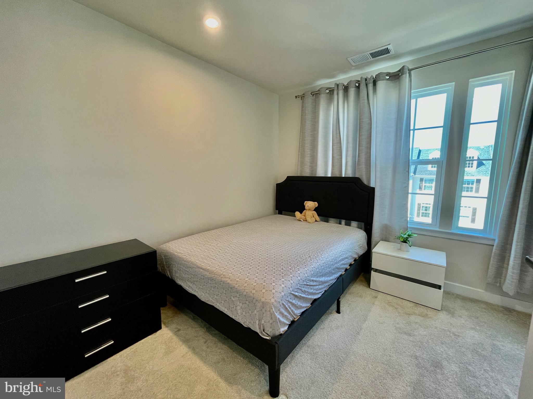 1518 WILMER PARK LANE