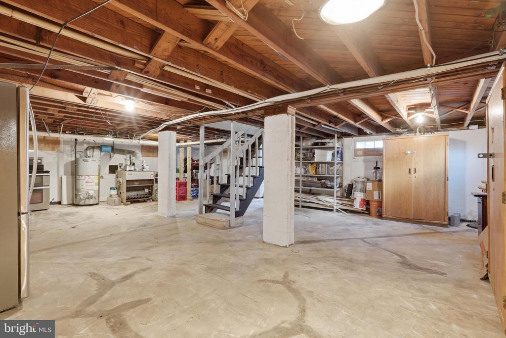 111 DEPAUL ST