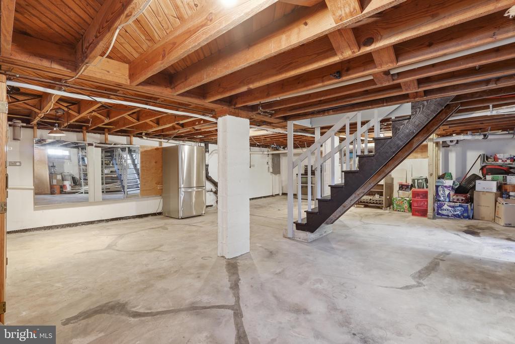 111 DEPAUL ST