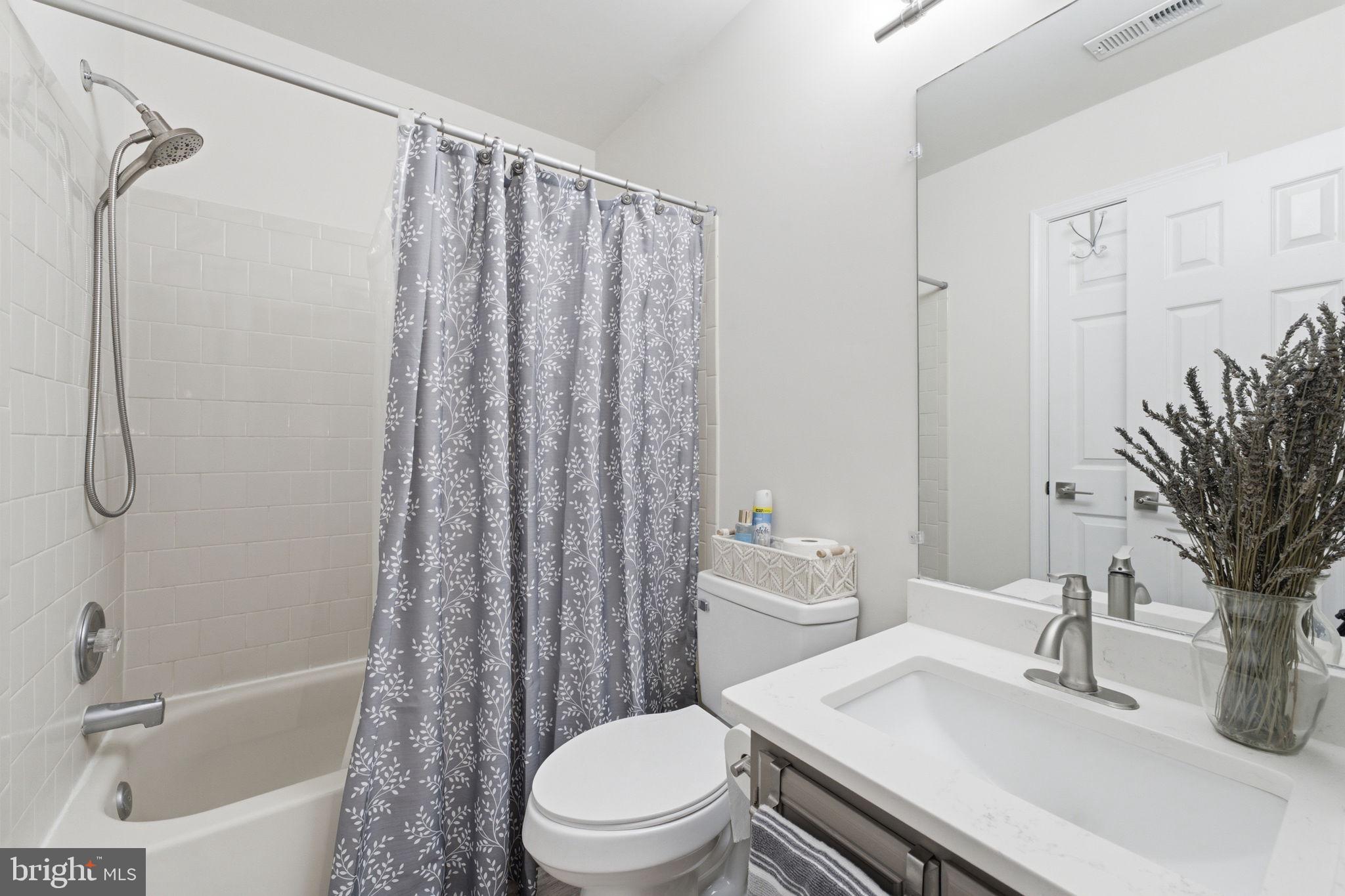 5624 ROCKLEDGE COURT