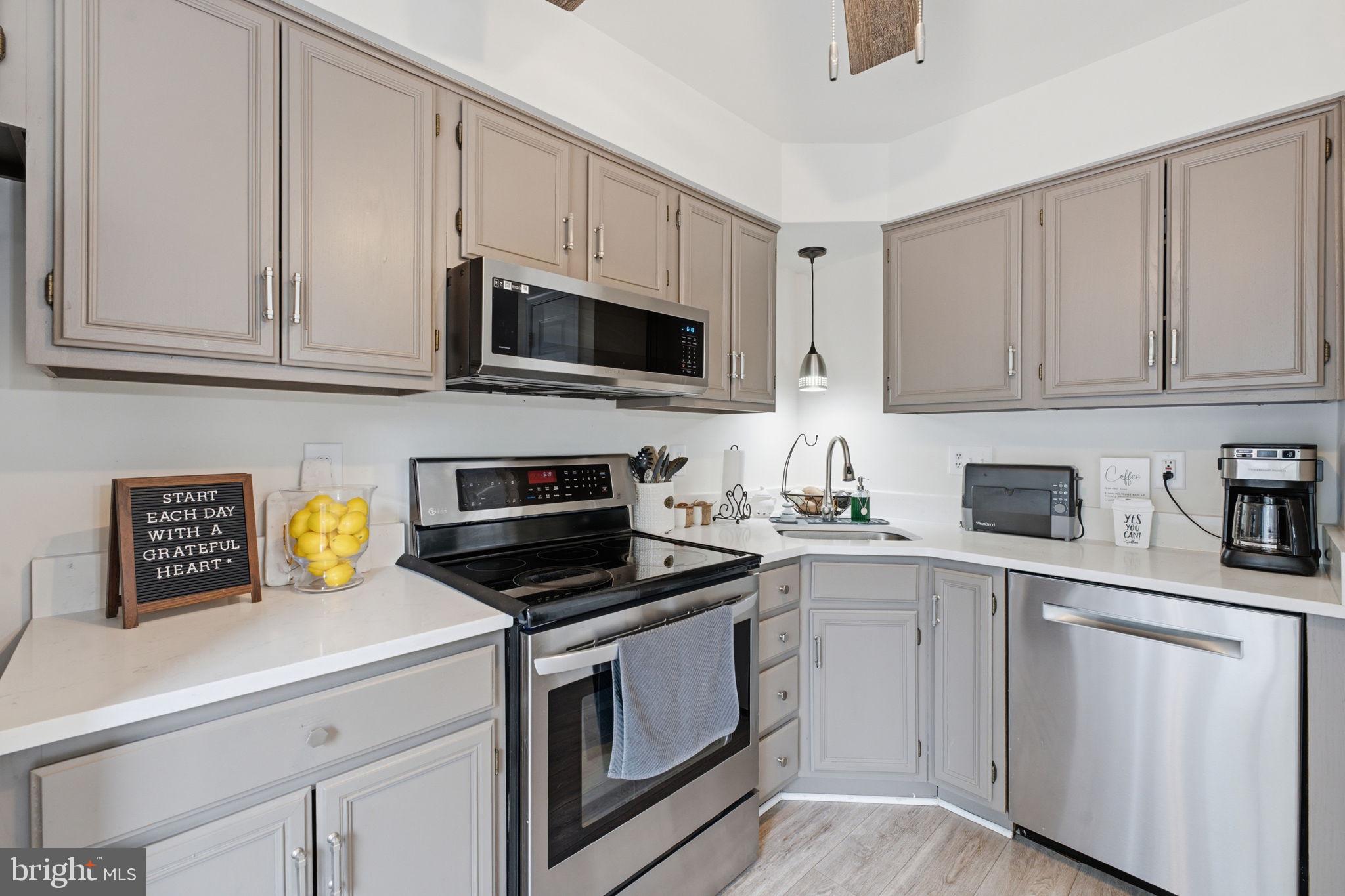 5624 ROCKLEDGE COURT