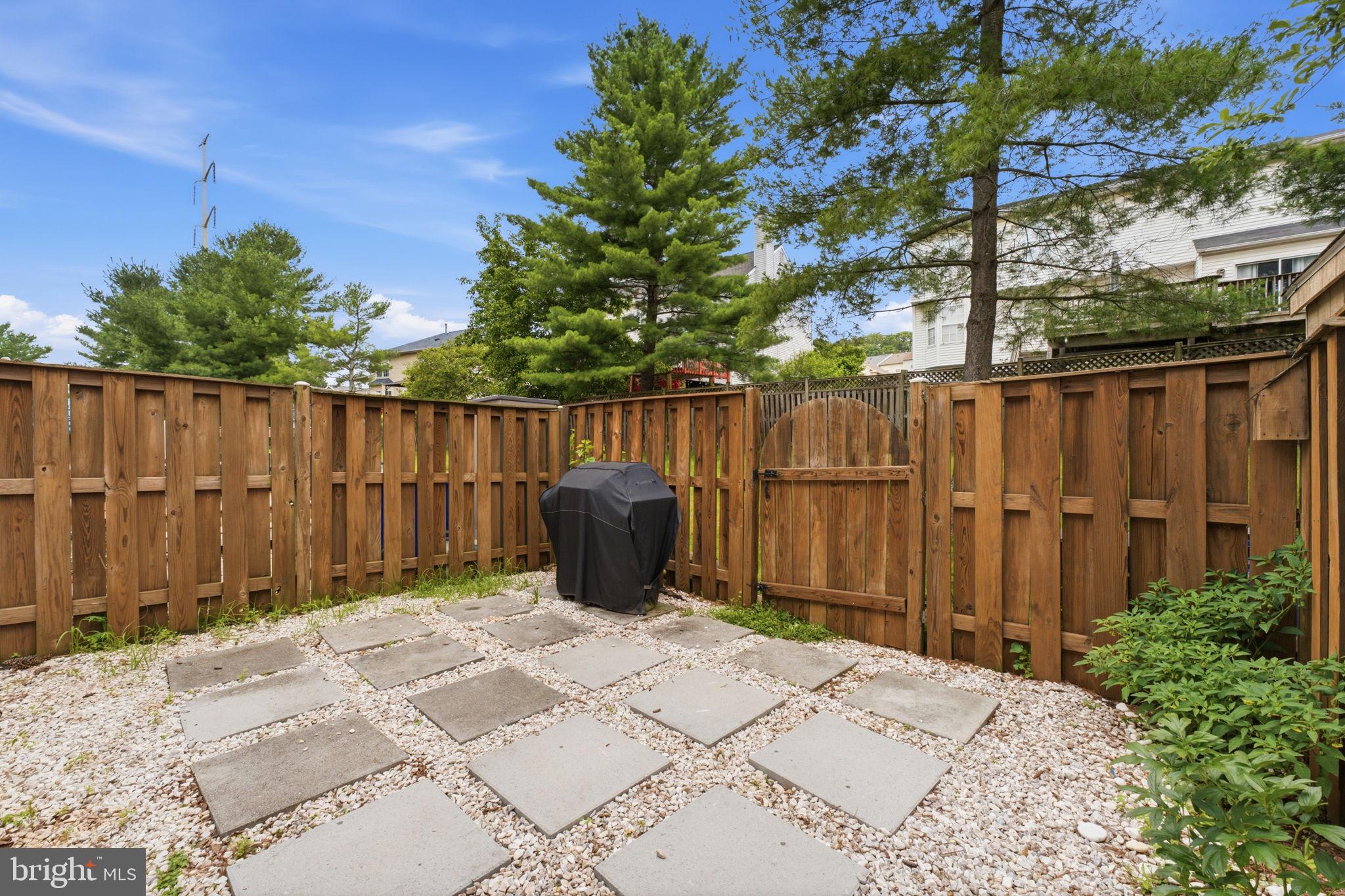 5624 ROCKLEDGE COURT