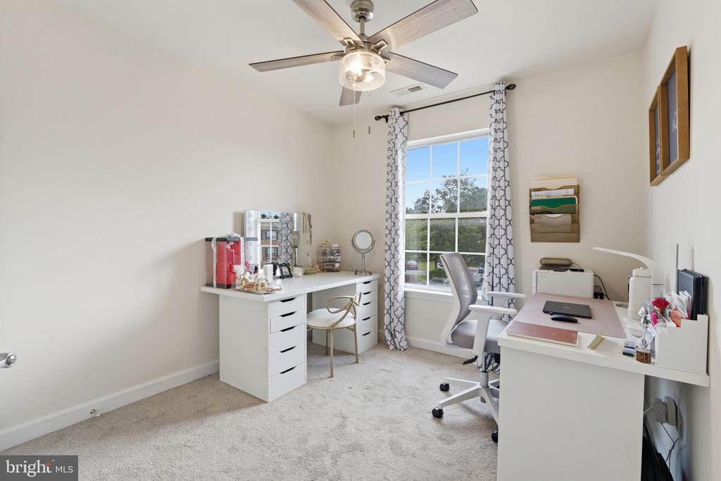 5624 ROCKLEDGE COURT