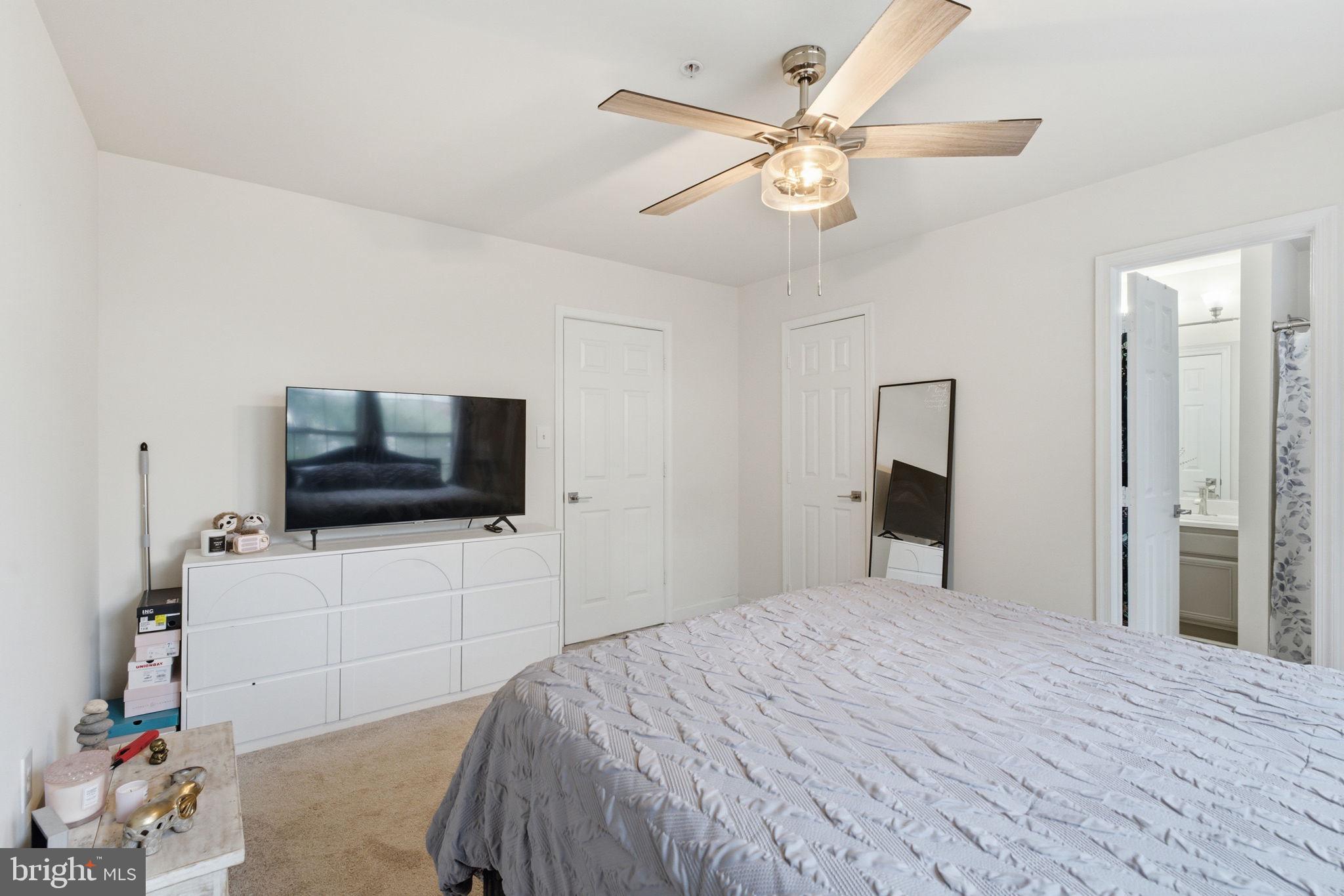 5624 ROCKLEDGE COURT