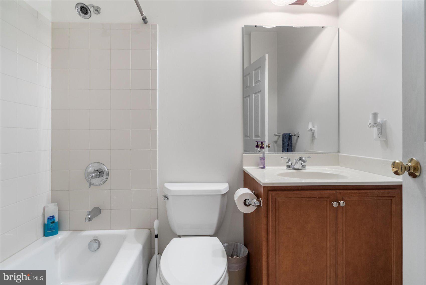 2304 ARTHURS WOODS DRIVE