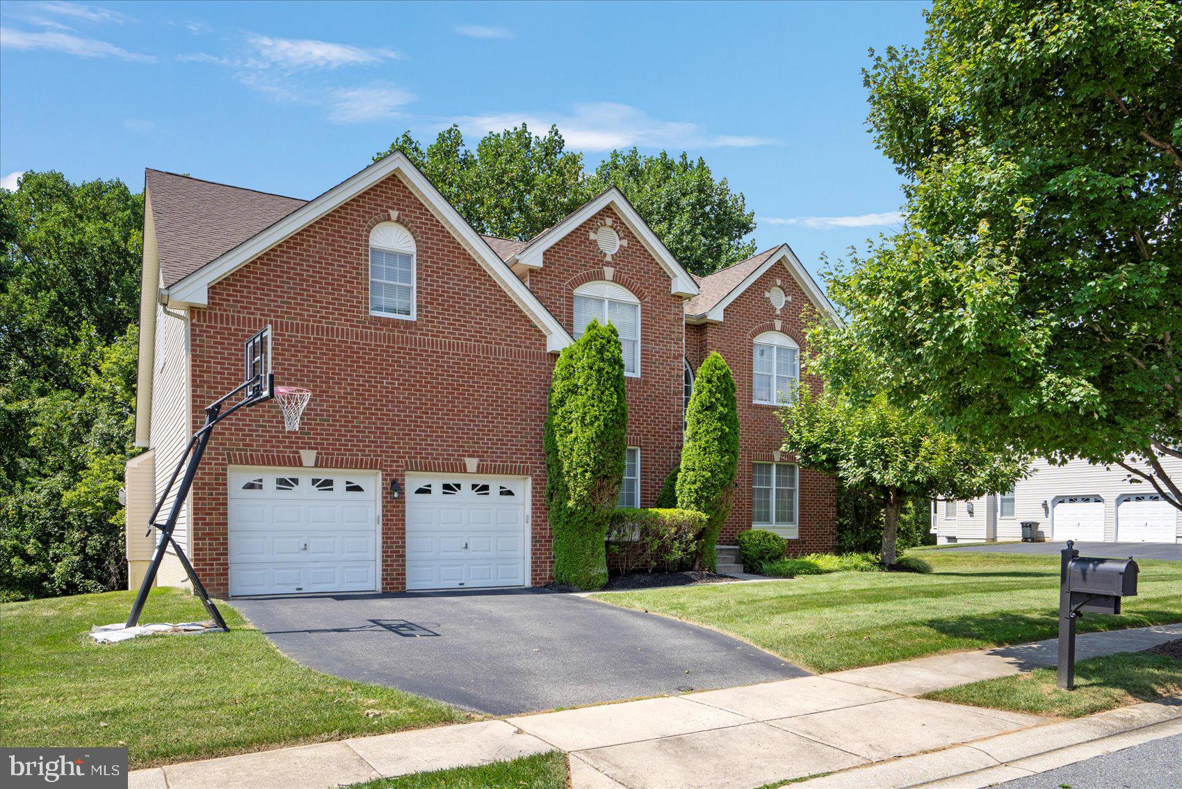 2304 ARTHURS WOODS DRIVE