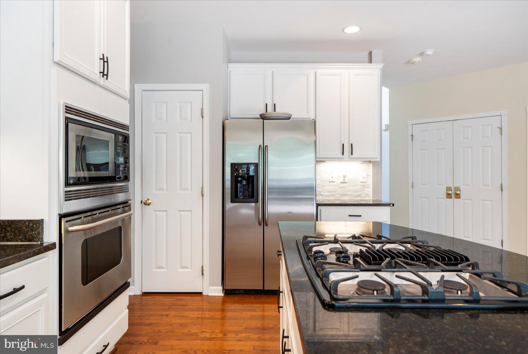 2304 ARTHURS WOODS DRIVE