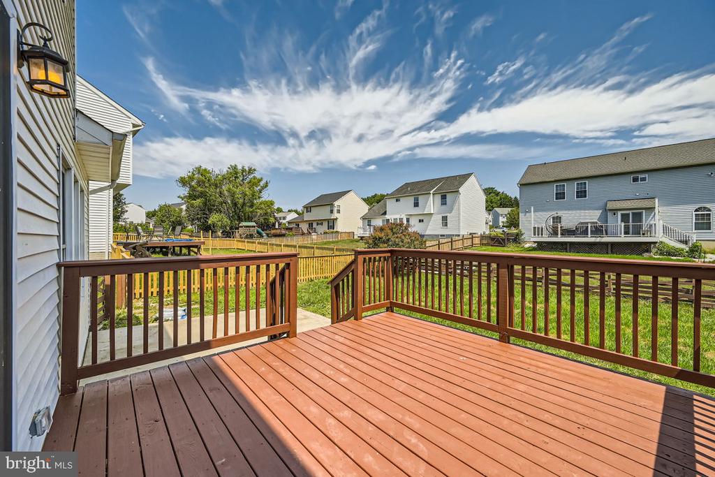 305 GOLDENEYE COURT