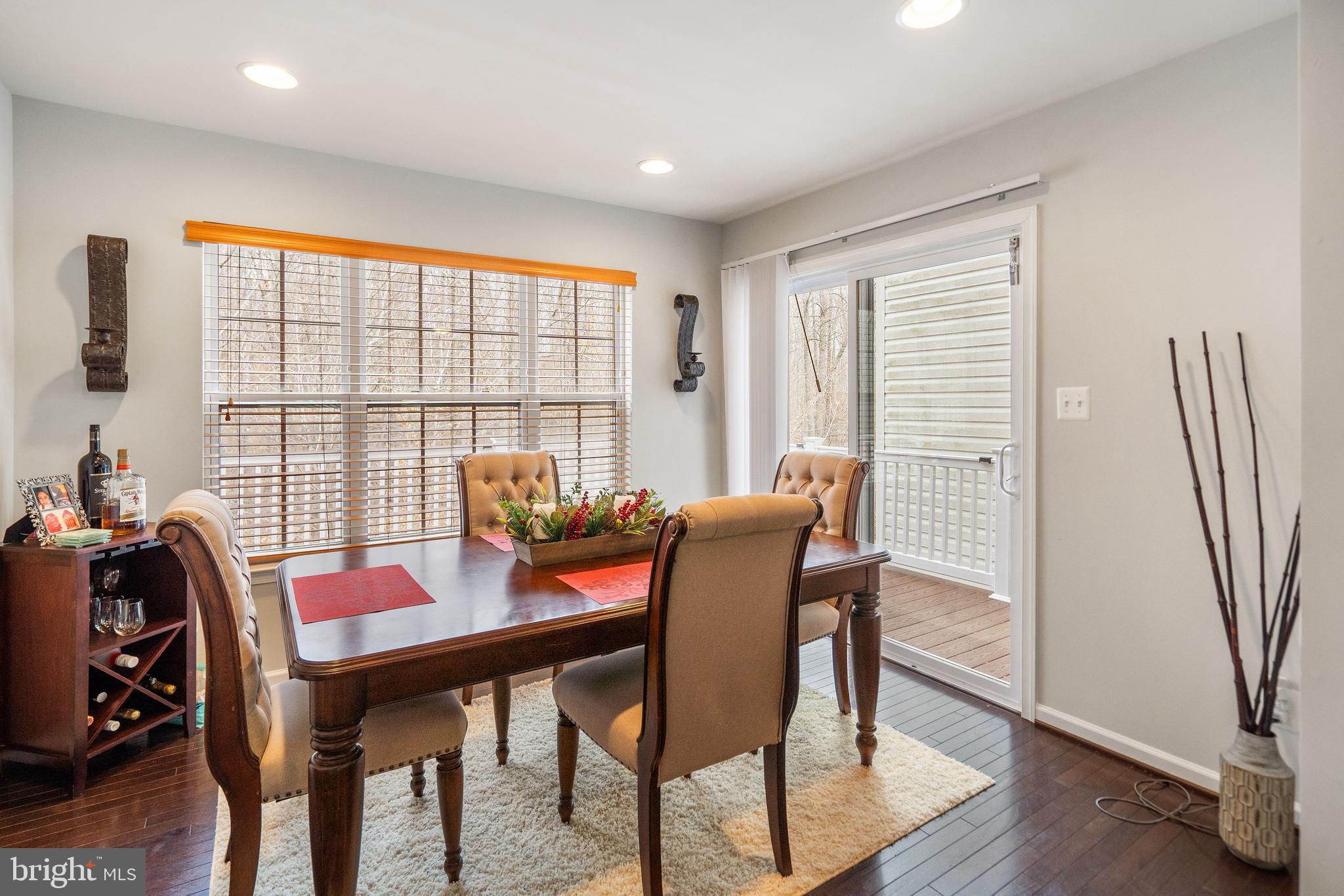 753 ENGLISH IVY WAY