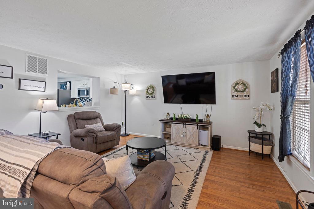 331 LOGAN COURT