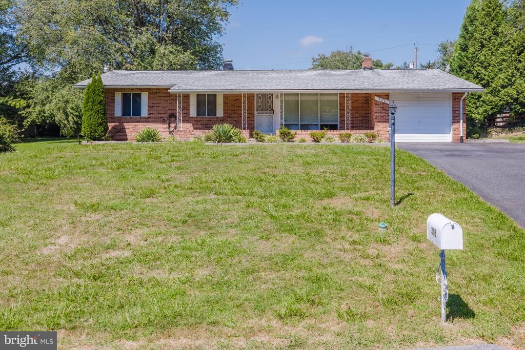306 E BELCREST ROAD