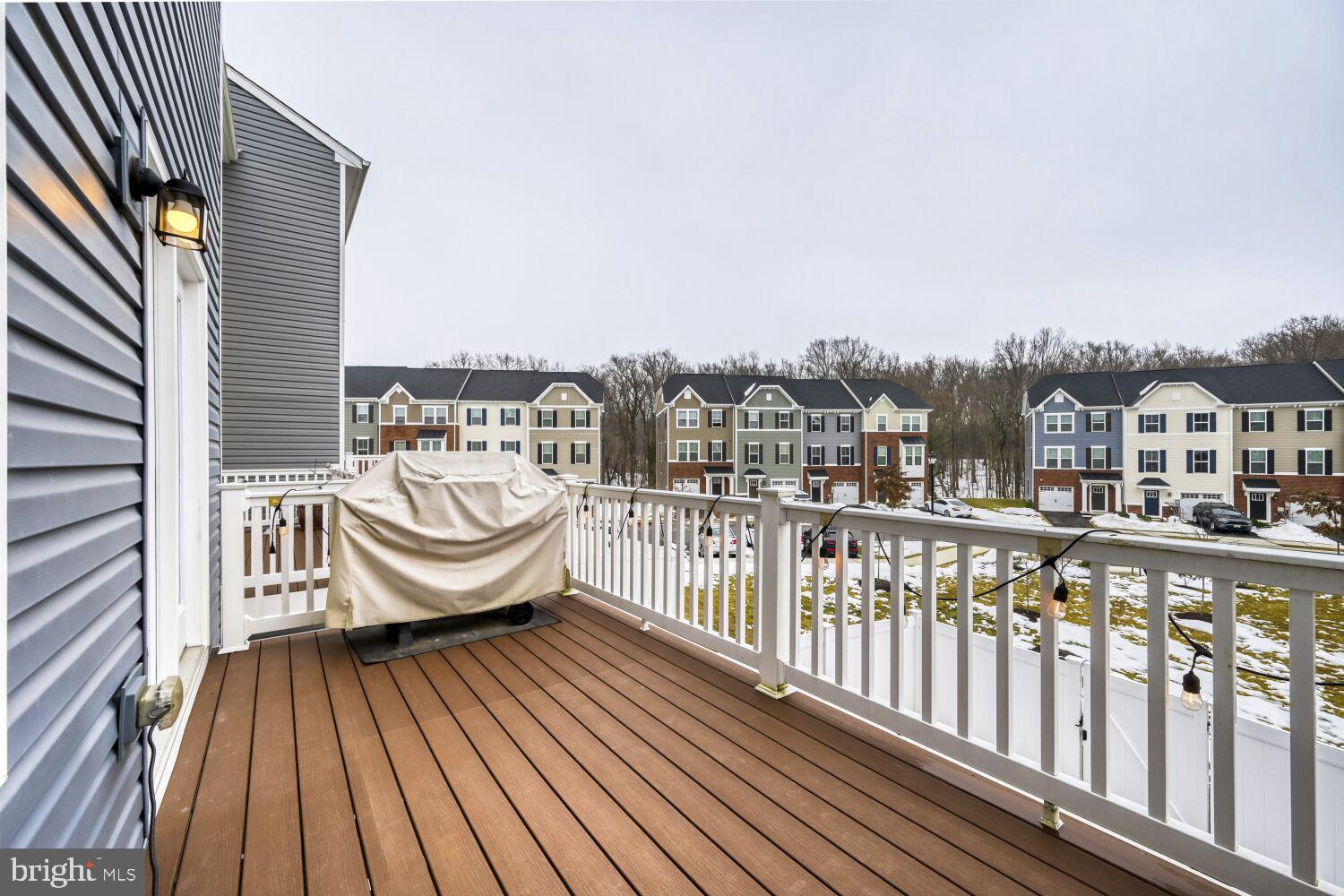 2528 SCHOONER WAY