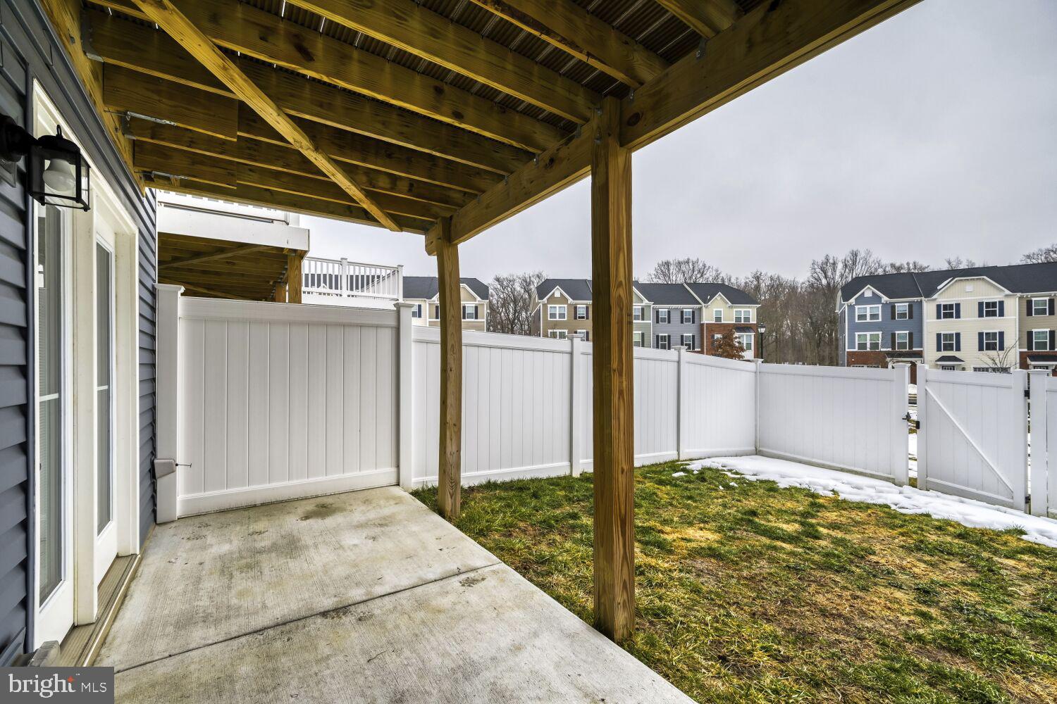 2528 SCHOONER WAY