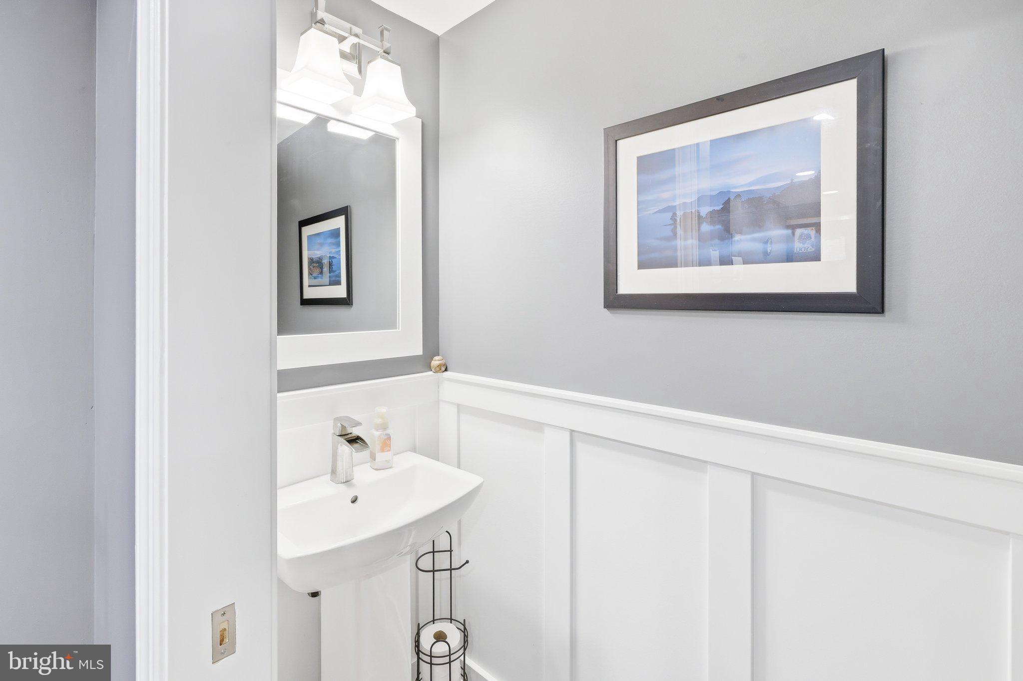 4822 SEVEN TRAILS CIRCLE