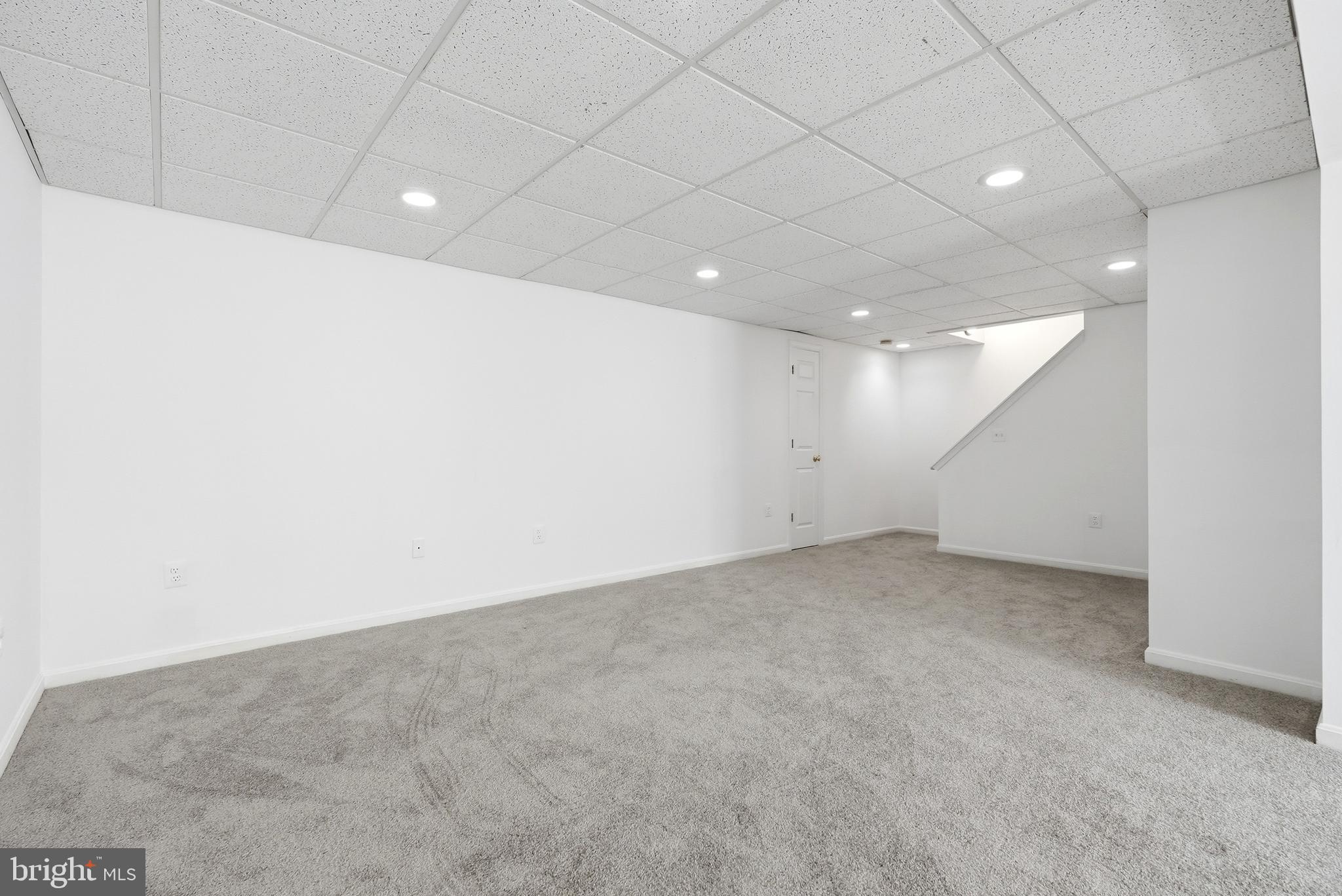 707 ATHLONE DRIVE