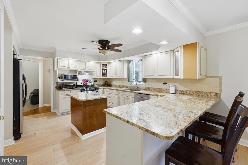 310 S FOUNTAIN GREEN ROAD