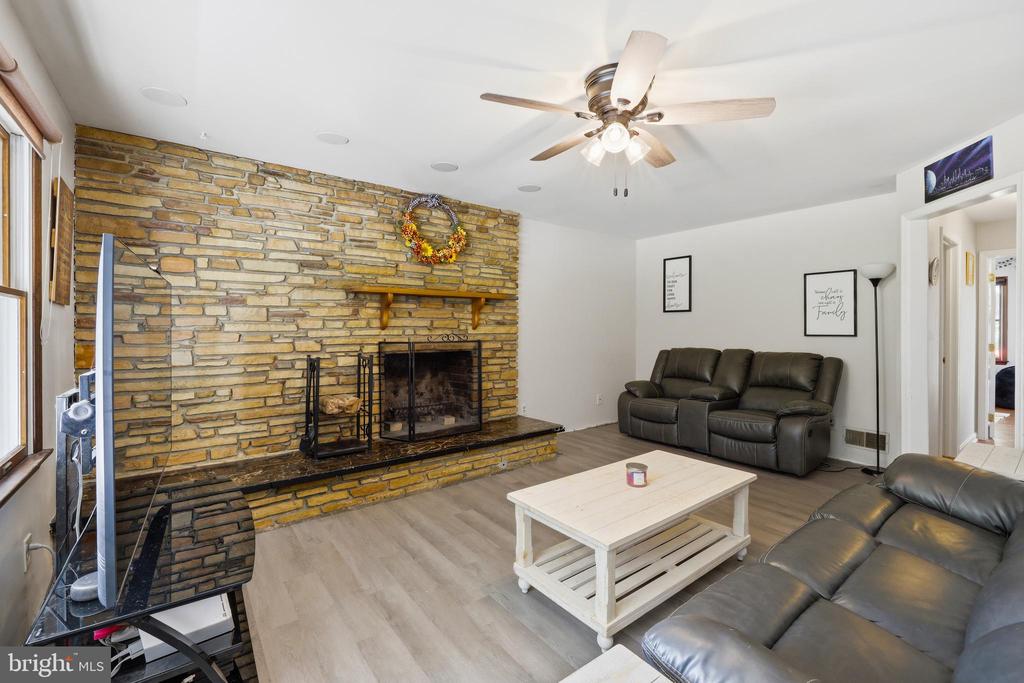 310 S FOUNTAIN GREEN ROAD