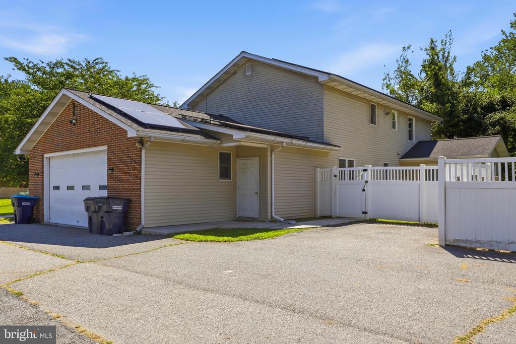 310 S FOUNTAIN GREEN ROAD
