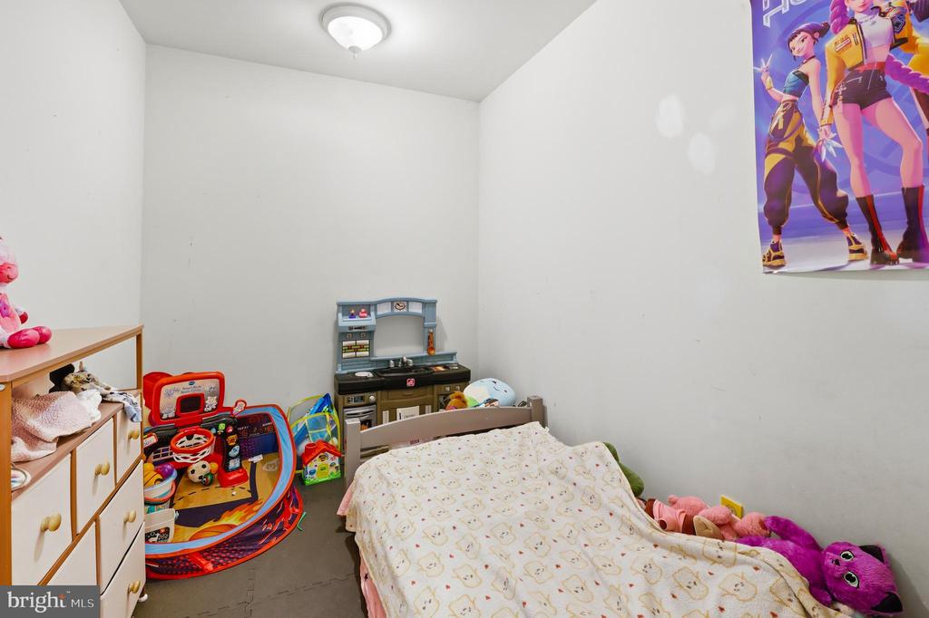310 S FOUNTAIN GREEN ROAD