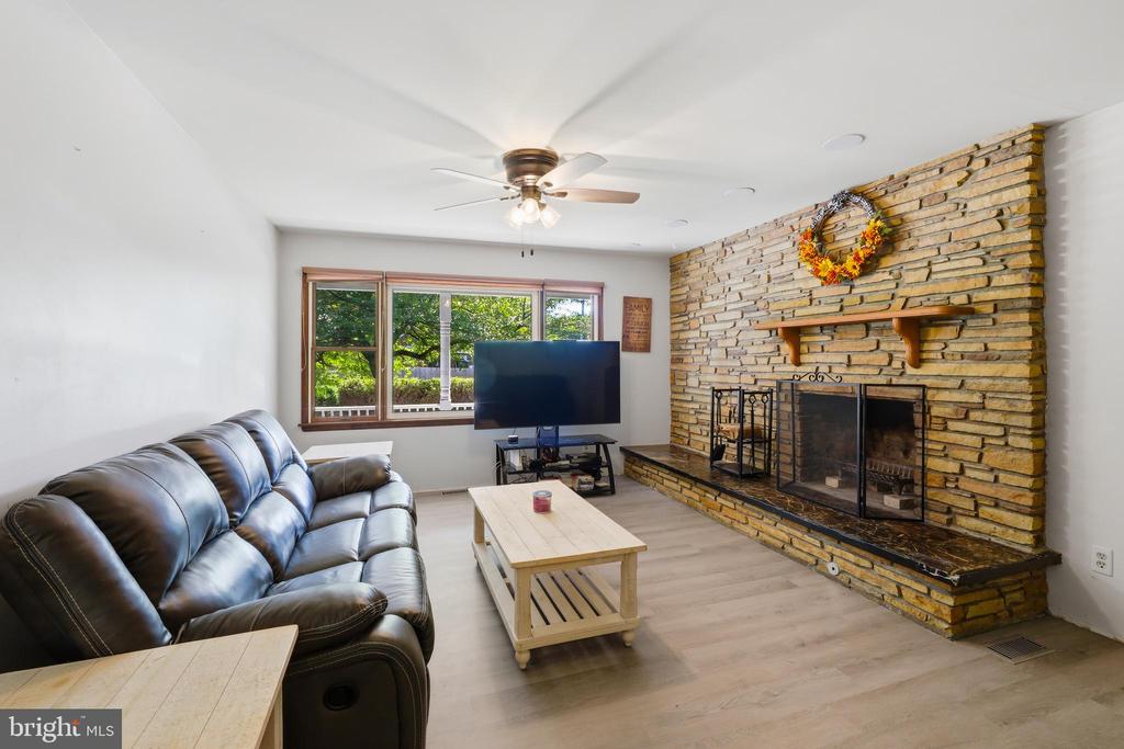 310 S FOUNTAIN GREEN ROAD