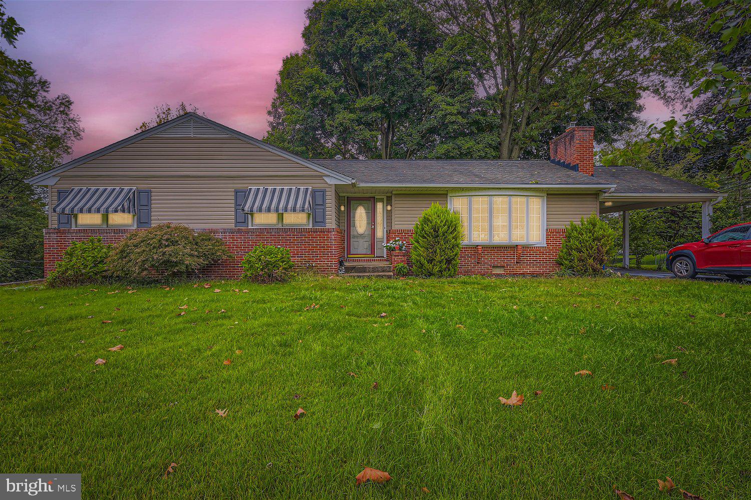 4625 S LEISURE COURT