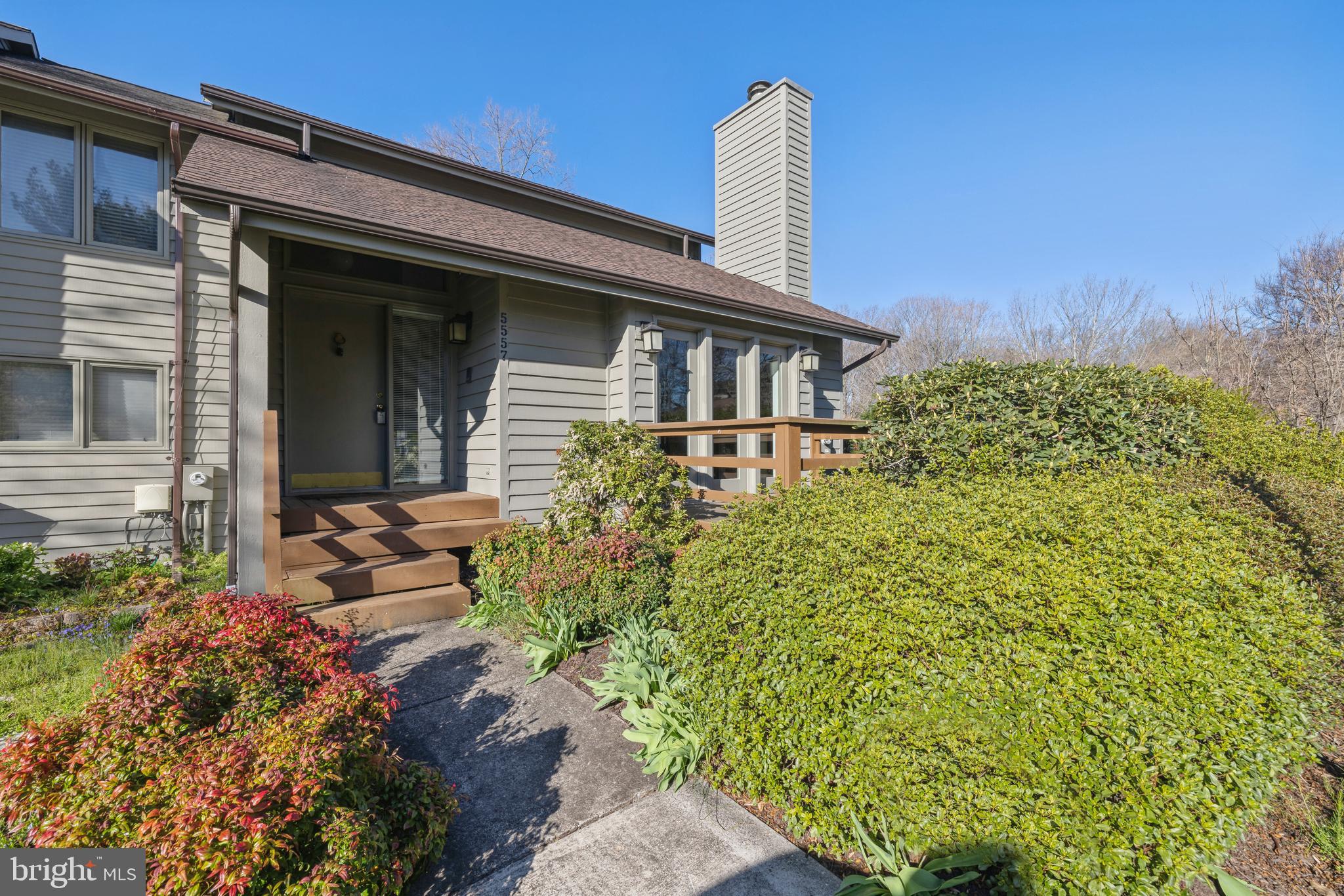5557 SUFFIELD COURT