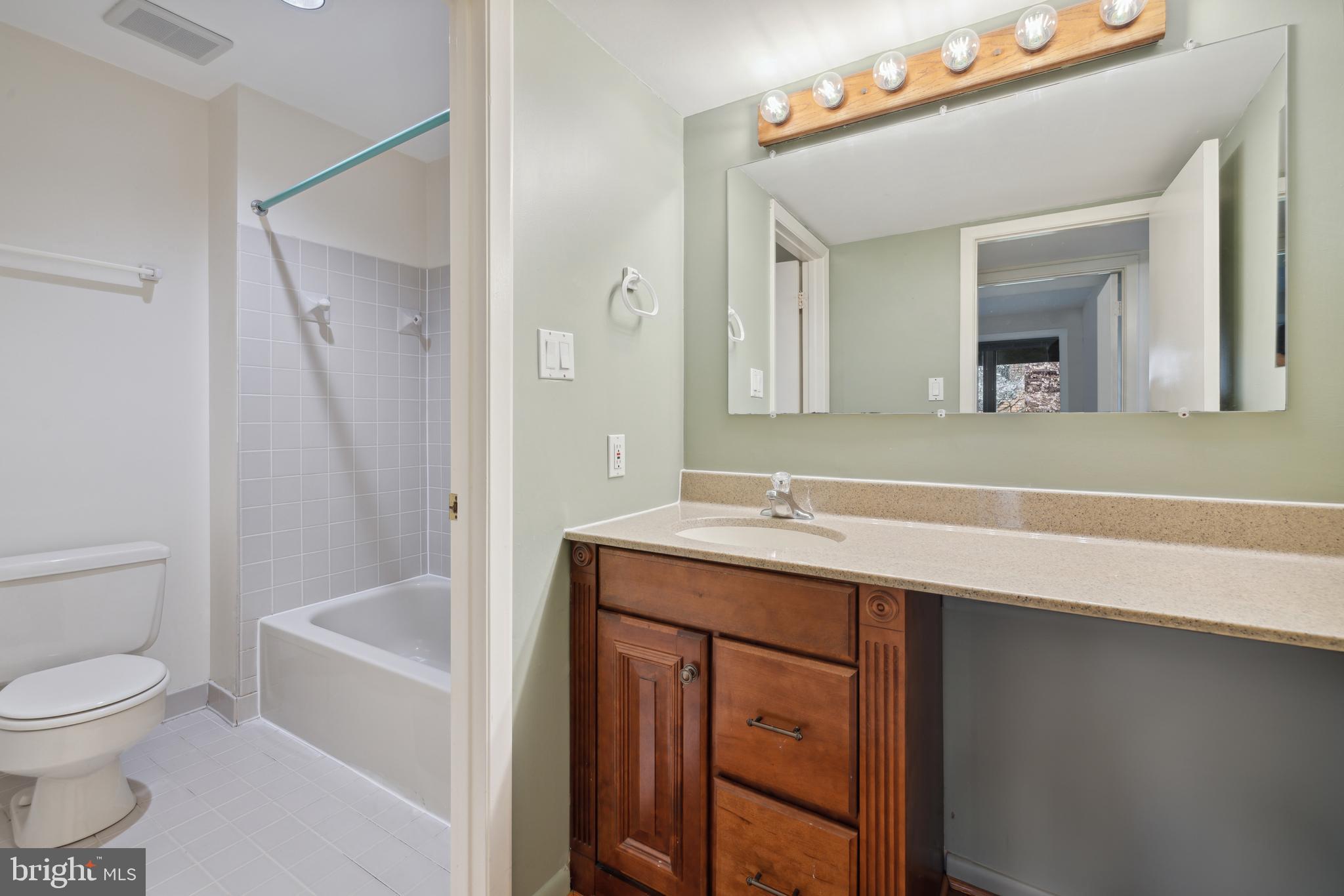 5557 SUFFIELD COURT