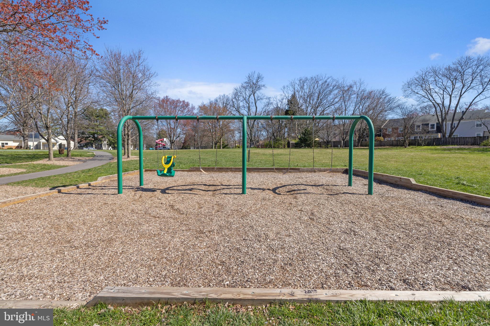 5557 SUFFIELD COURT